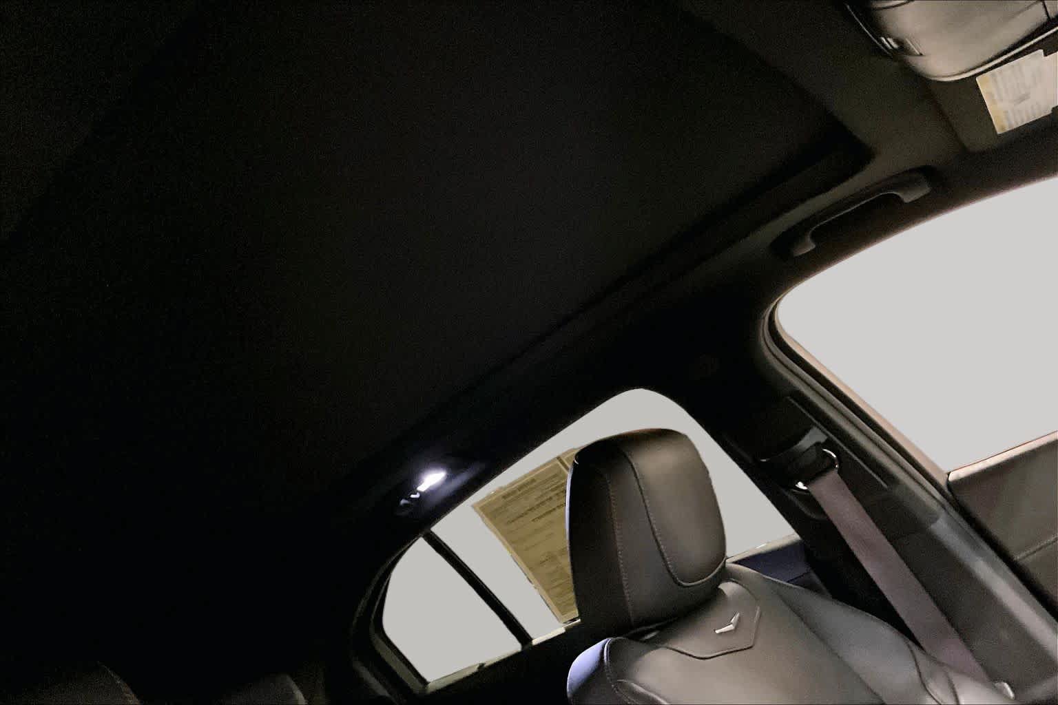 Used 2019 Cadillac XT4 Sport w/ Cold Weather Package FWD image 14