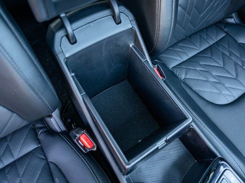 Used 2025 Kia Sportage X-Line w/ Premium Package image 11