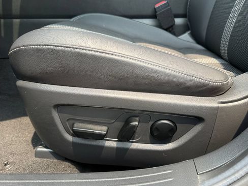Used 2025 MAZDA CX-50 AWD 2.5 S w/ Preferred Package image 10