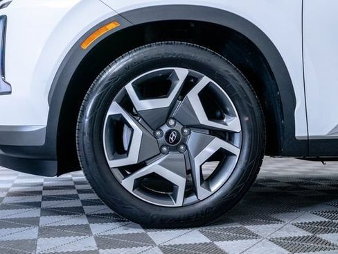 Certified 2025 Hyundai Palisade SEL FWD image 11