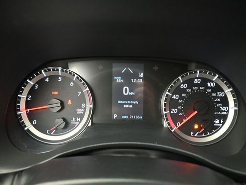 Used 2021 Toyota Highlander L image 20