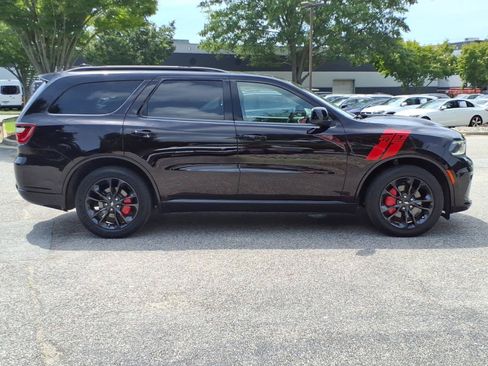 Used 2023 Dodge Durango R/T w/ Blacktop Package RWD image 7