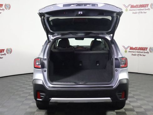 Used 2020 Subaru Outback Limited AWD/4WD image 11