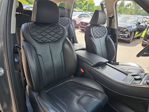 Used 2022 Hyundai Palisade Limited FWD image 10