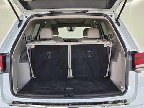 Used 2022 Volkswagen Atlas SE FWD image 6