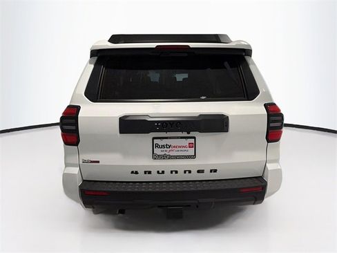 New 2026 Toyota 4Runner SR5 image 5