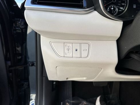 Used 2024 Genesis G70 2.5T AWD/4WD image 55
