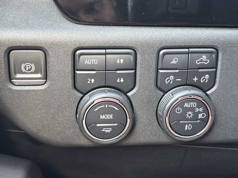 Used 2022 Chevrolet Silverado 1500 RST w/ RST All Star Premium Package AWD/4WD image 14