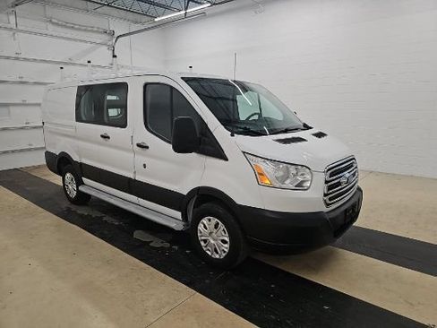Used 2019 Ford Transit 250 130 Low Roof w/ Exterior Upgrade Package RWD image 1