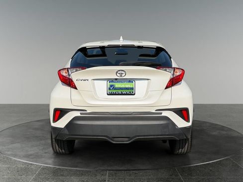 Used 2019 Toyota C-HR XLE FWD image 8