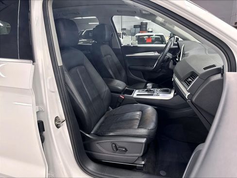 Used 2018 Audi Q5 2.0T Premium Plus w/ Premium Plus Package AWD/4WD image 10