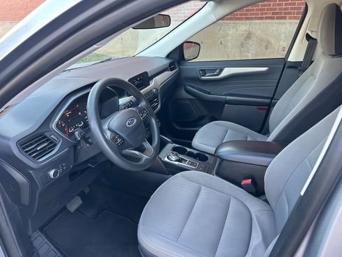 Used 2022 Ford Escape S FWD image 6