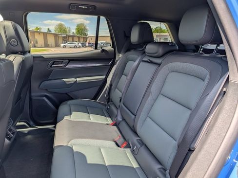 New 2026 GMC Terrain AT4 w/ Convenience Package III AWD/4WD image 33