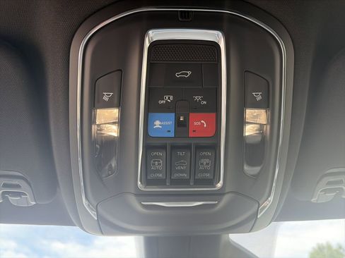 New 2026 Jeep Grand Wagoneer 4WD image 29