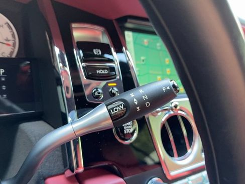 Used 2016 Rolls-Royce Wraith RWD image 14