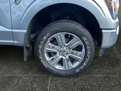 Used 2023 Ford F150 XLT w/ Trailer Tow Package image 9