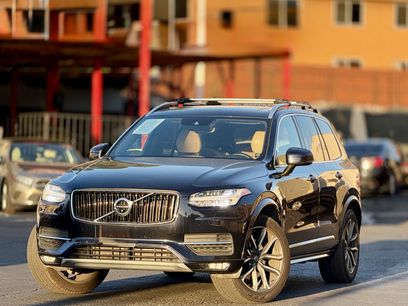 Used 2017 Volvo XC90 T6 Momentum w/ Vision Package