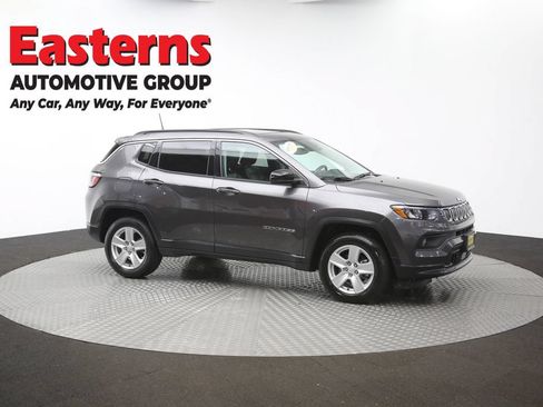 Used 2022 Jeep Compass Latitude AWD/4WD image 49
