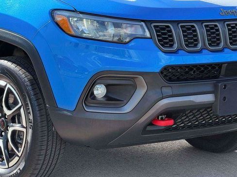 Certified 2025 Jeep Compass Trailhawk AWD/4WD image 10