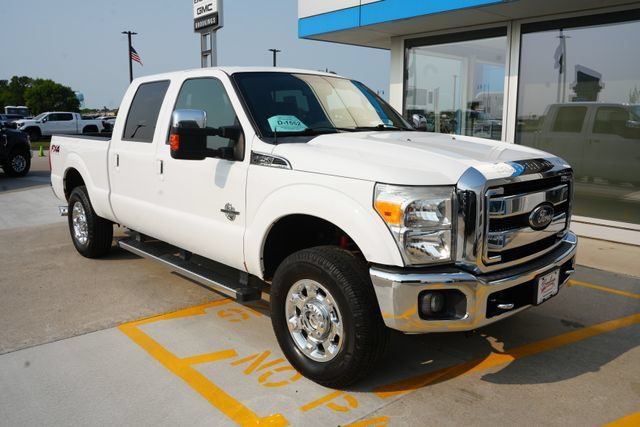 Used 2016 Ford F250 Lariat w/ Lariat Ultimate Package AWD/4WD image 29