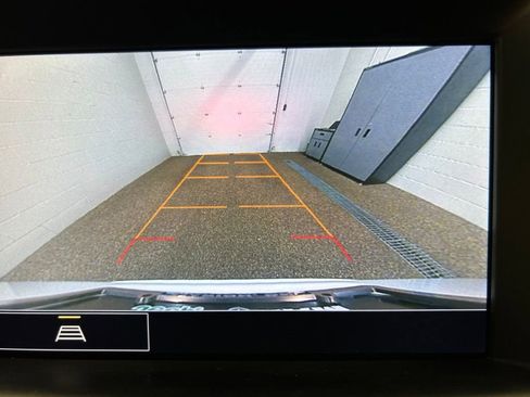 Used 2022 GMC Terrain SLT FWD image 20