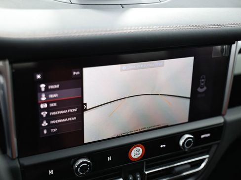 New 2026 Porsche Macan S image 40