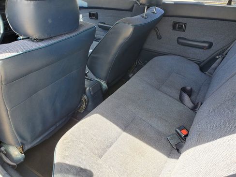 Used 1990 Toyota Corolla Deluxe image 23