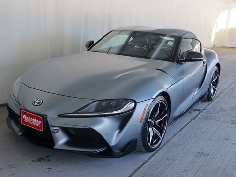 Used 2022 Toyota Supra Premium image 19