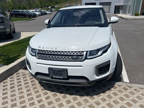 Used 2017 Land Rover Range Rover Evoque SE AWD/4WD image 1