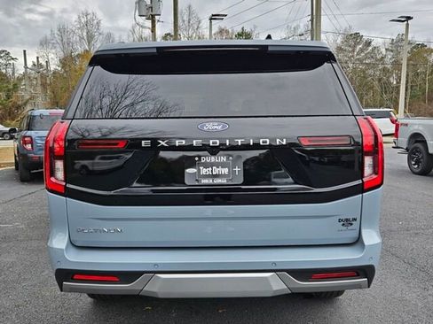 New 2025 Ford Expedition Platinum w/ Driver's Package image 13