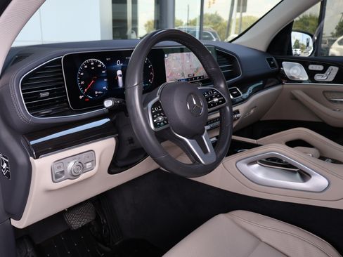 Certified 2020 Mercedes-Benz GLS 450 4MATIC image 12