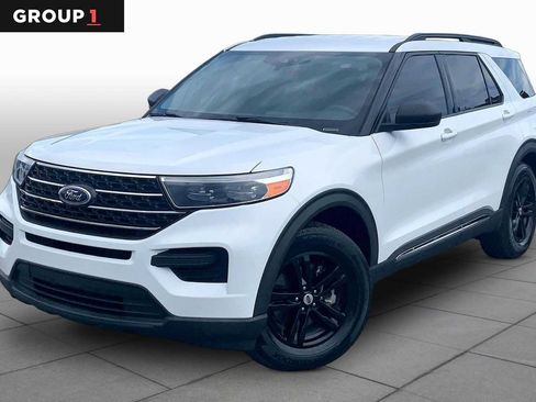 Used 2022 Ford Explorer XLT RWD image 1