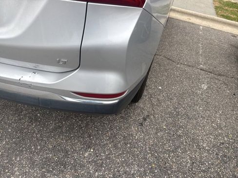 Used 2020 Chevrolet Equinox LT image 4