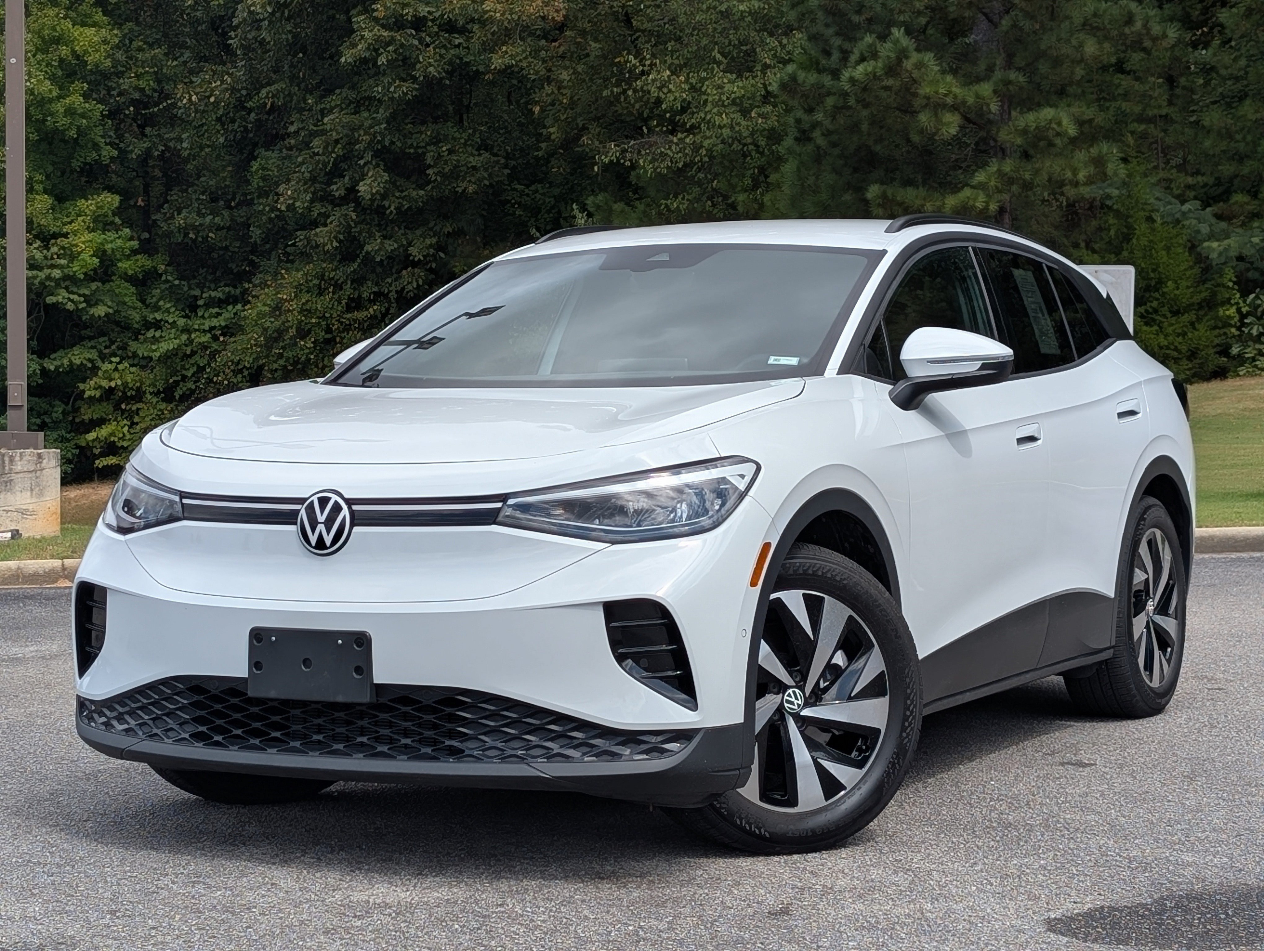 Used 2024 Volkswagen ID.4 2WD image 4