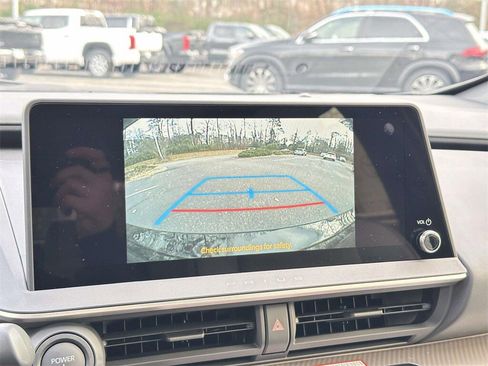 New 2026 Toyota Prius XLE image 4