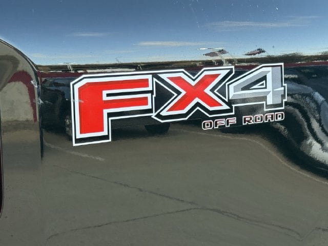 Used 2024 Ford F250 XLT w/ FX4 Off-Road Package AWD/4WD image 6