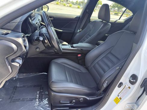 Used 2022 Lexus IS 350 F Sport w/ Navigation Package RWD image 15