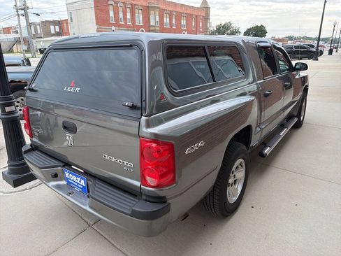 Used 2011 Dodge Dakota 4x4 Crew Cab w/ Convenience Group image 7