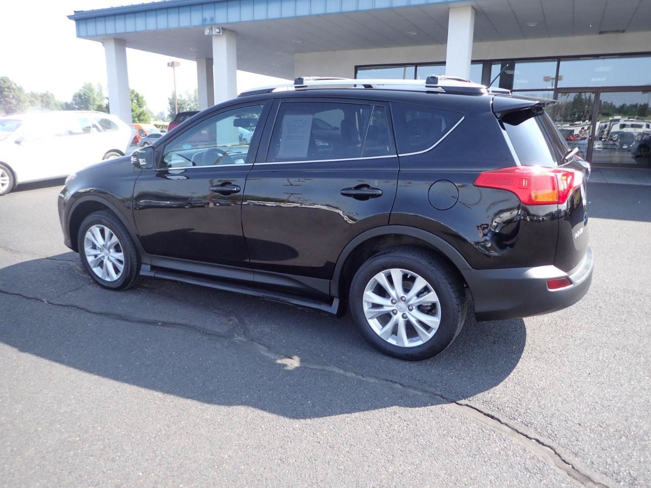 Used 2014 Toyota RAV4 Limited AWD/4WD image 3