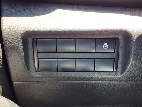 Used 2024 Nissan Kicks SR w/ SR Premium Package FWD image 26