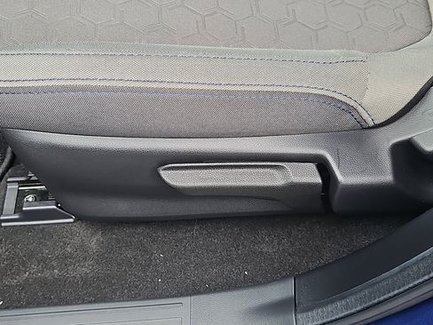 Certified 2026 Subaru Forester AWD/4WD image 9