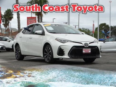 Used 2018 Toyota Corolla XSE image 1