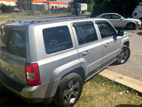 Used 2015 Jeep Patriot High Altitude image 26