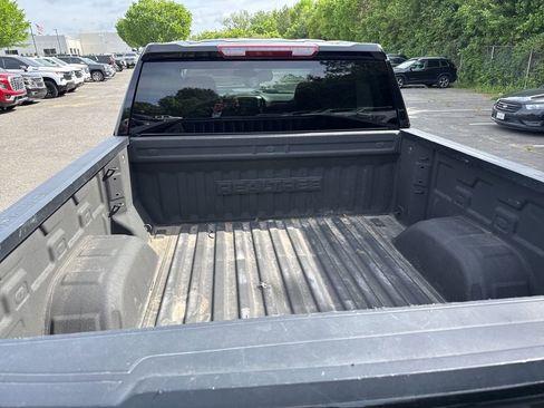 Used 2024 Chevrolet Silverado 1500 Custom Trail Boss w/ Realtree Special Edition image 10