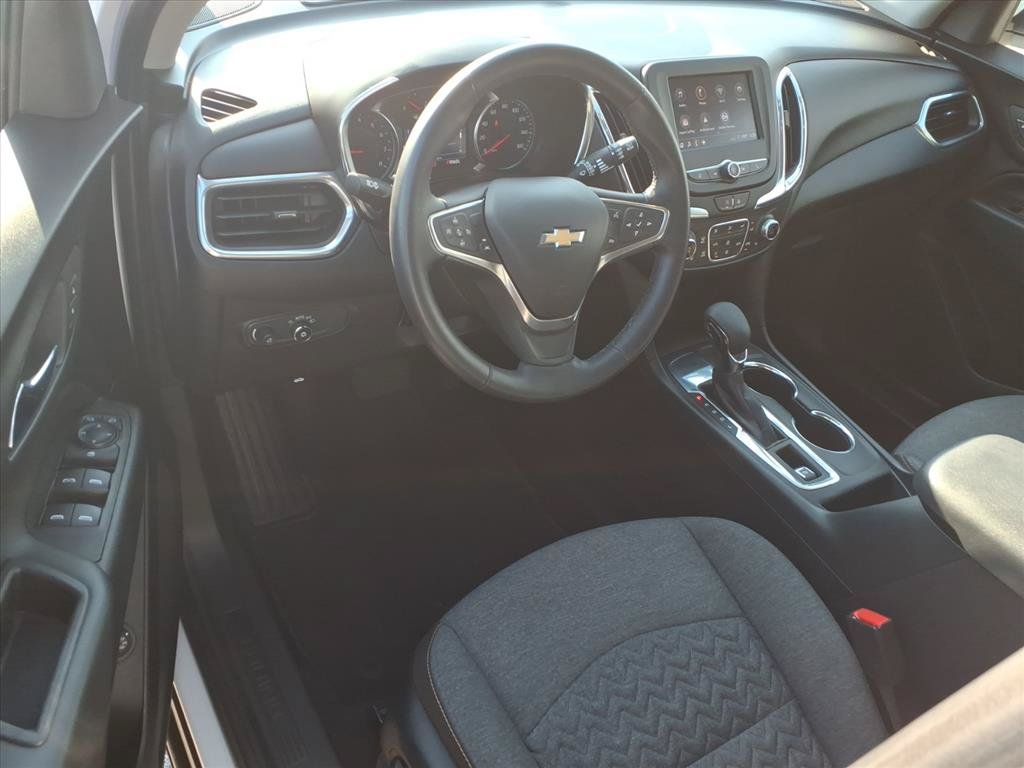 Used 2023 Chevrolet Equinox LT FWD image 18