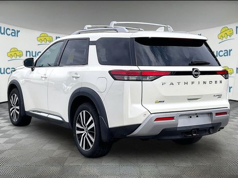 Used 2023 Nissan Pathfinder Platinum w/ Cargo Package AWD/4WD image 4