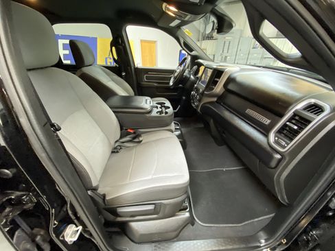 Used 2024 RAM 2500 Big Horn w/ Bed Utility Group image 27