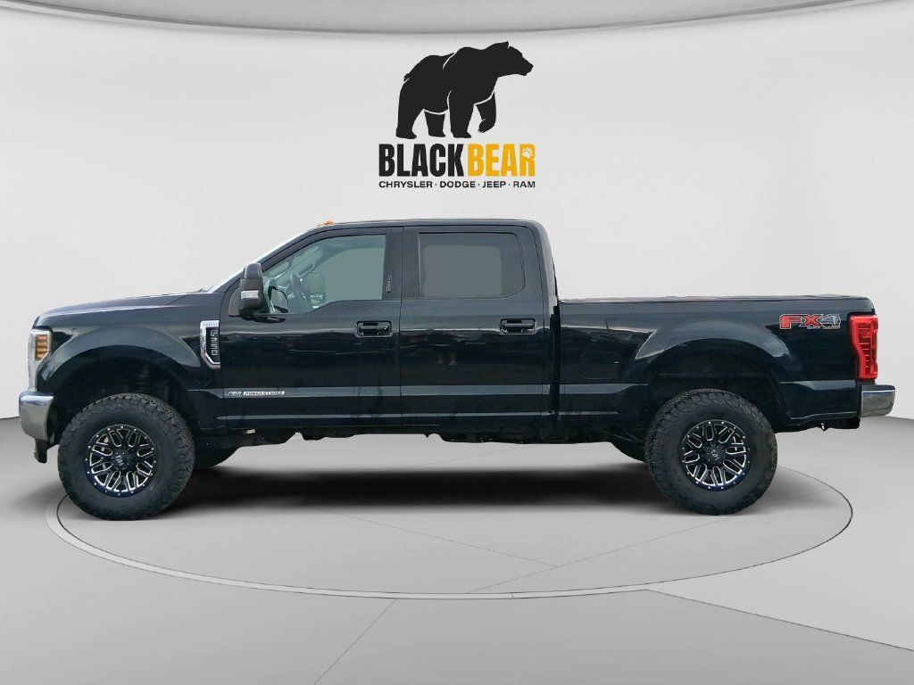 Used 2018 Ford F250 Lariat w/ Lariat Ultimate Package AWD/4WD image 6