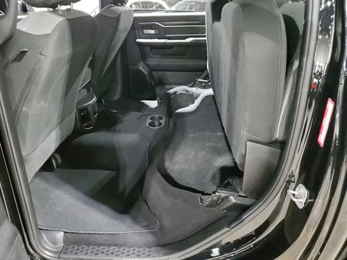 Used 2022 RAM 2500 Big Horn AWD/4WD image 23