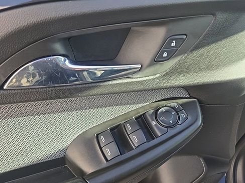 Used 2023 Chevrolet TrailBlazer LS image 12